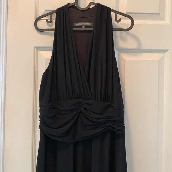 JONES WEAR DRESS Black Evening Dress - Picture 2 of 11